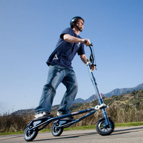 guy uses trikke scooter as alternative transportation