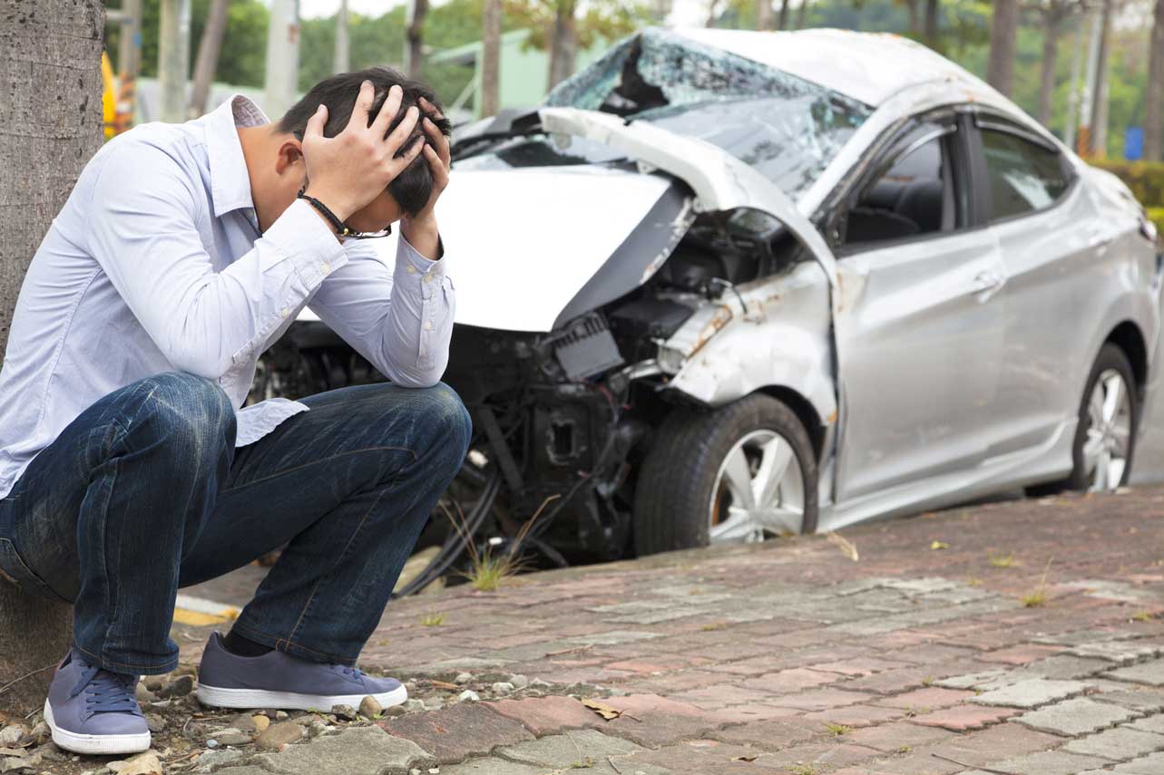 4 Steps to Handling Car Accidents the Right Way