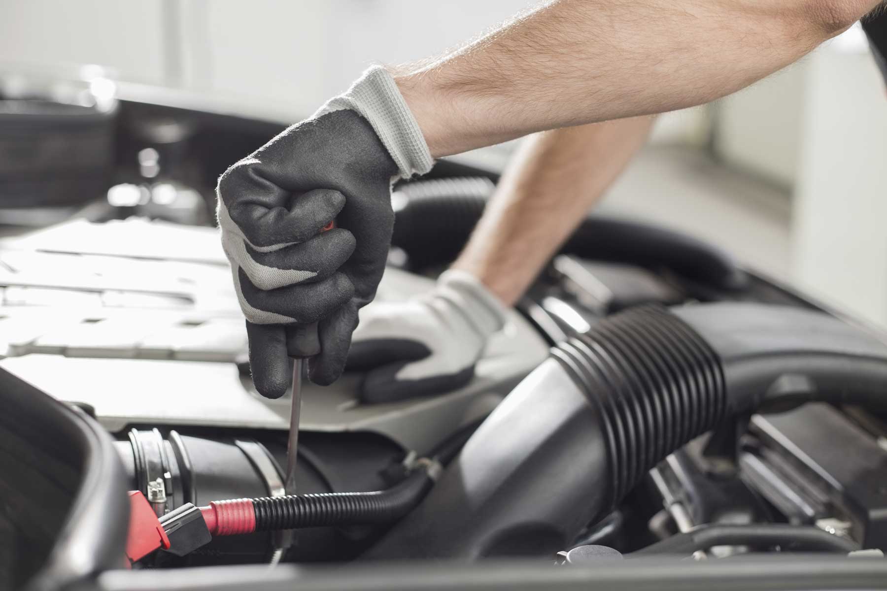 12 Quick Ways to Maintain Your Car