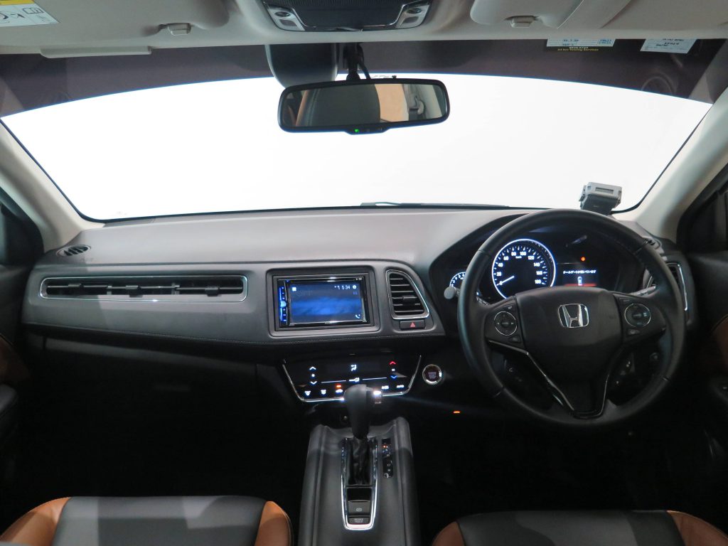 Honda Vezel interior