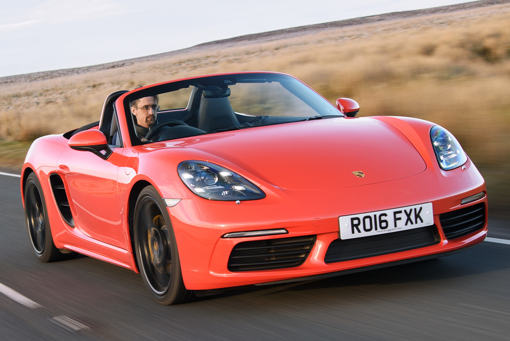Porsche 718 Boxster: Squeezing out more with less