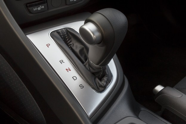 How Do You Know If You Have A Faulty Car Transmission System?