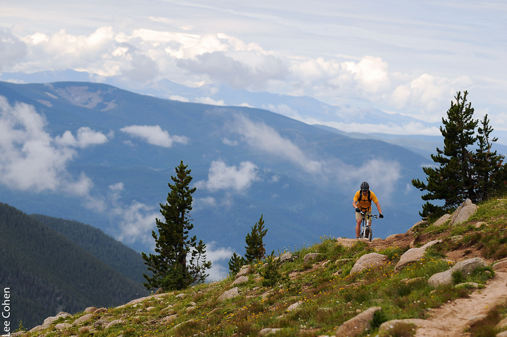 Source: www.grindtv.combikemoments-cresting-on-the-monarch-crest-trail-coloradofPl6lvt1cmWw14HA.97.jpg