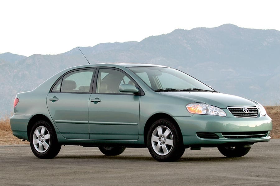 Source: sentinels-www-cars-com-research-toyota-corolla-2005