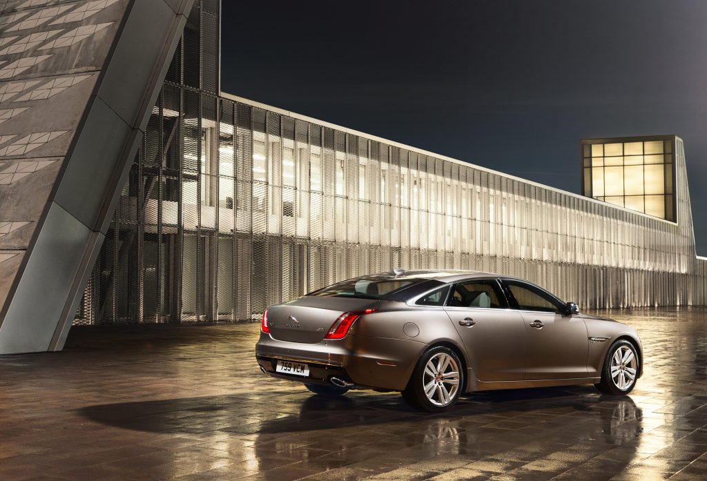 Source: jaguar_xj_portfolio_7.jpg