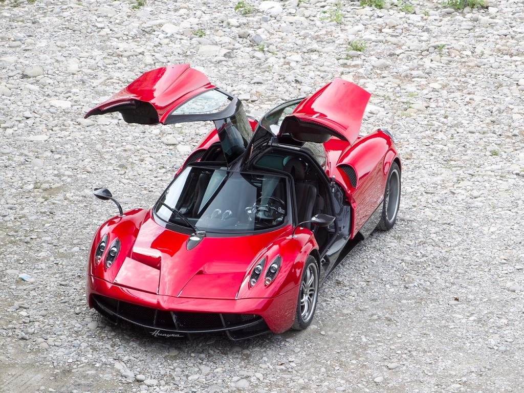Pagani Huayra: Seduction of One of the Priciest Cars in Singapore