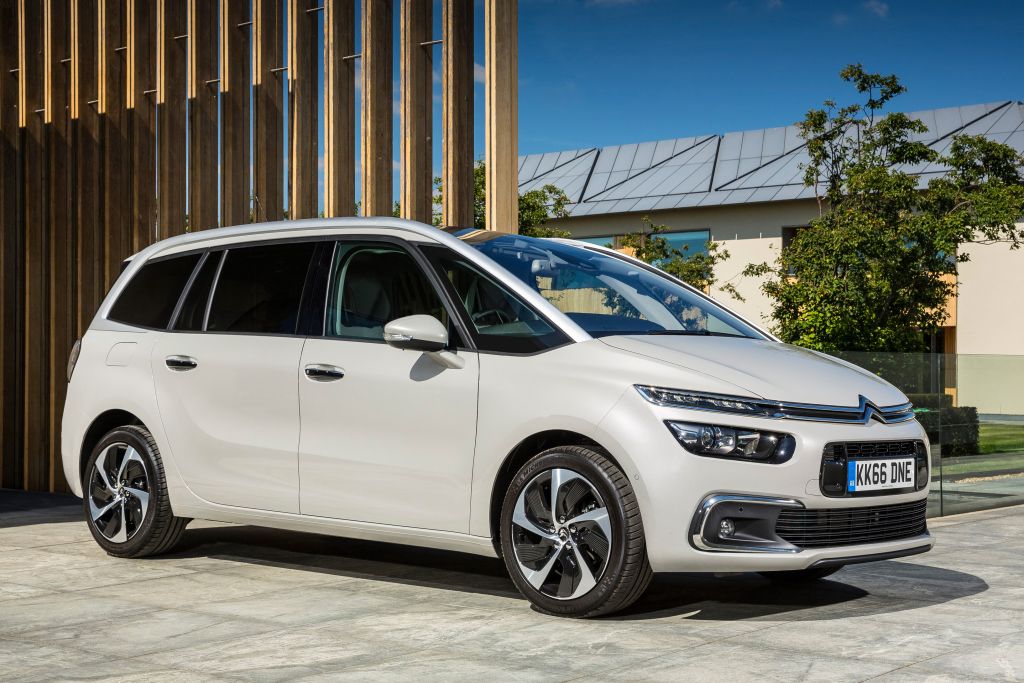 Citroen Grand C4 Picasso Diesel: Inner and Outer Beauty