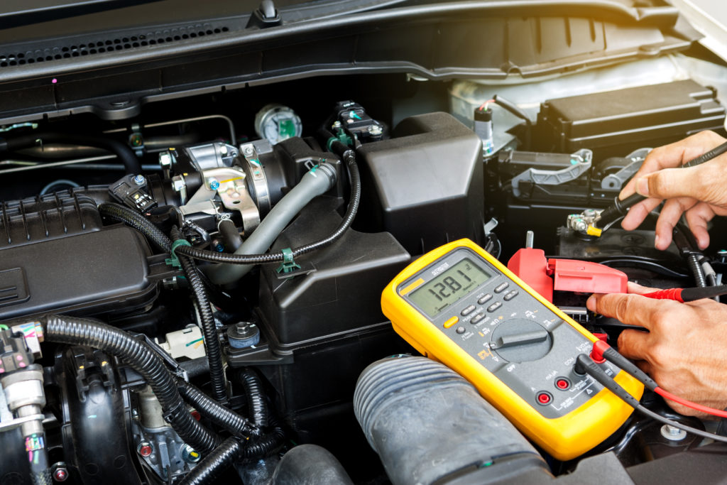4 ways to check if your car battery is still working