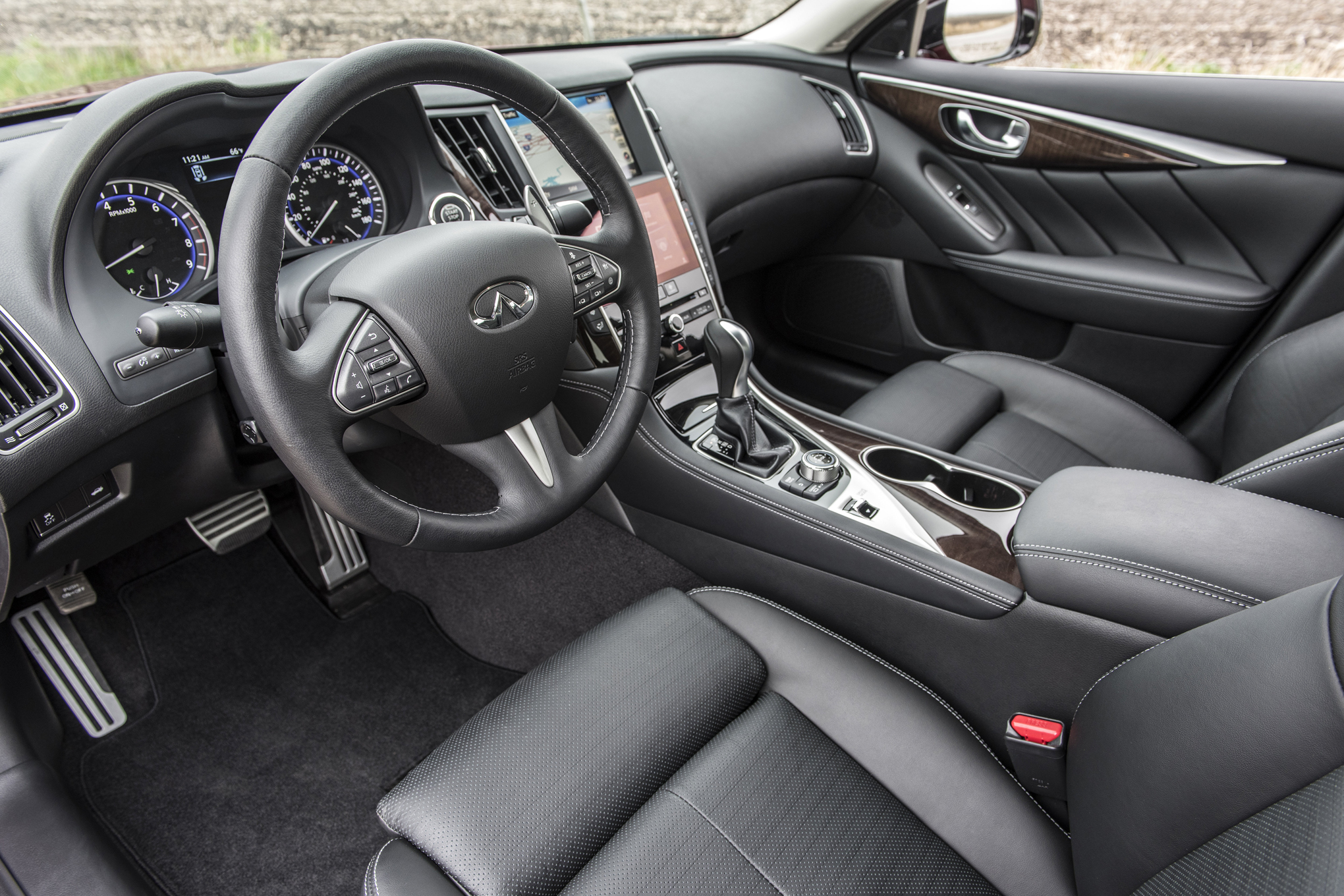 Infiniti Q50 Red Sport 400: Let's Go Digital