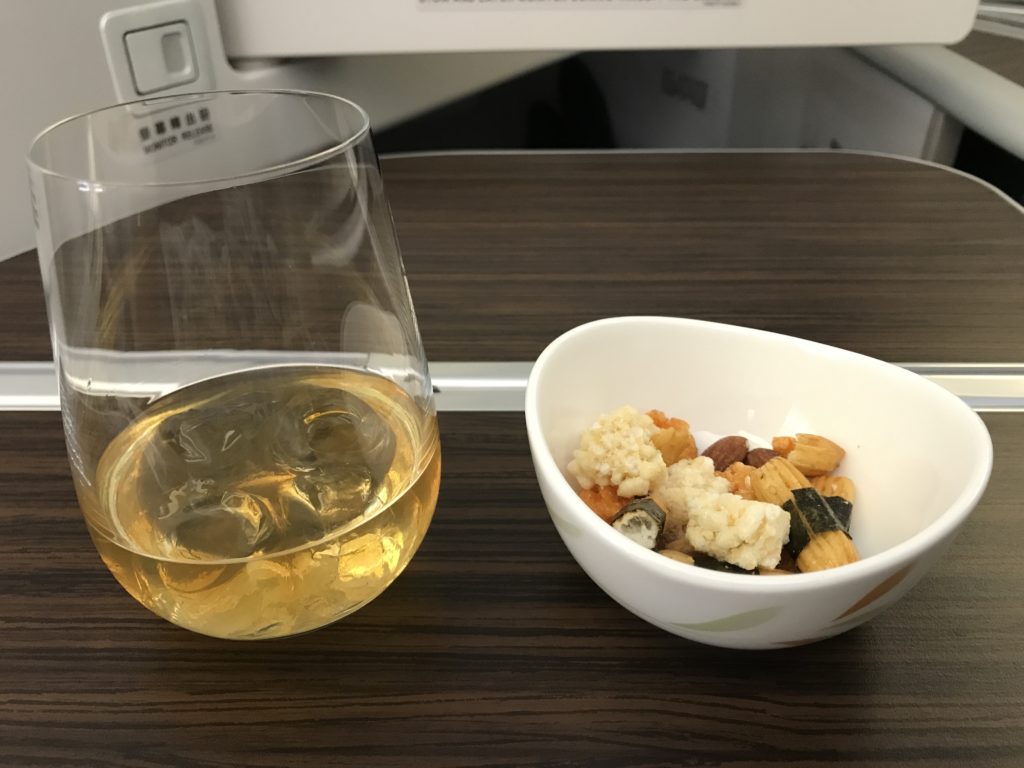 journey to Jeju - EVA AIR - plane food 1