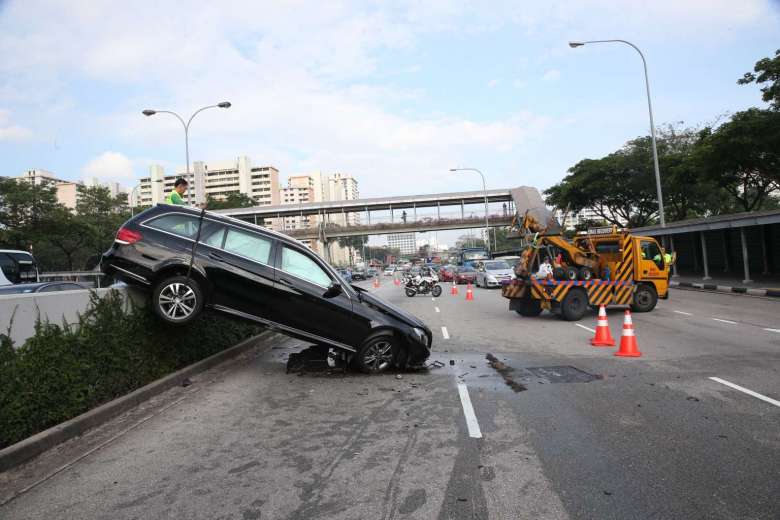 Braddell Road Car Accident