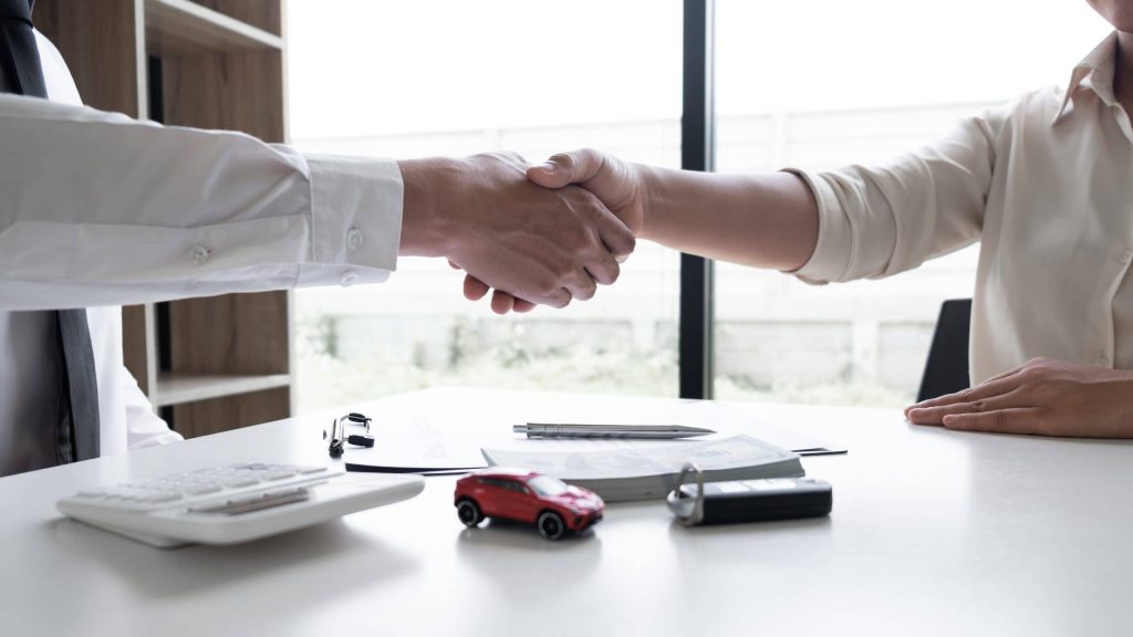 Avoid handshakes while selling your car after circuit breaker