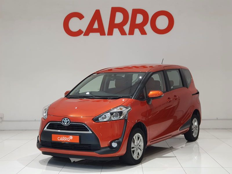 pre-owned Toyota Sienta