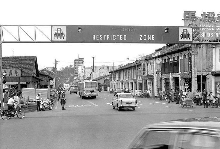 A brief history of cars in Singapore